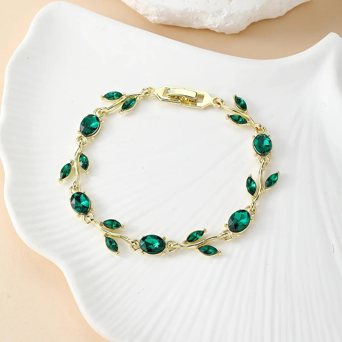 18K Gold Plated Stainless steel Anti Tarnish Tulip Flower Bracelet