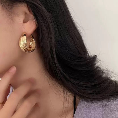 Winding Twist Chunky Hoop Earrings