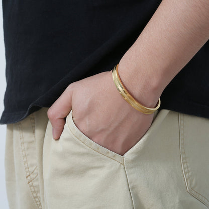 Gross Oro Kada Bracelet