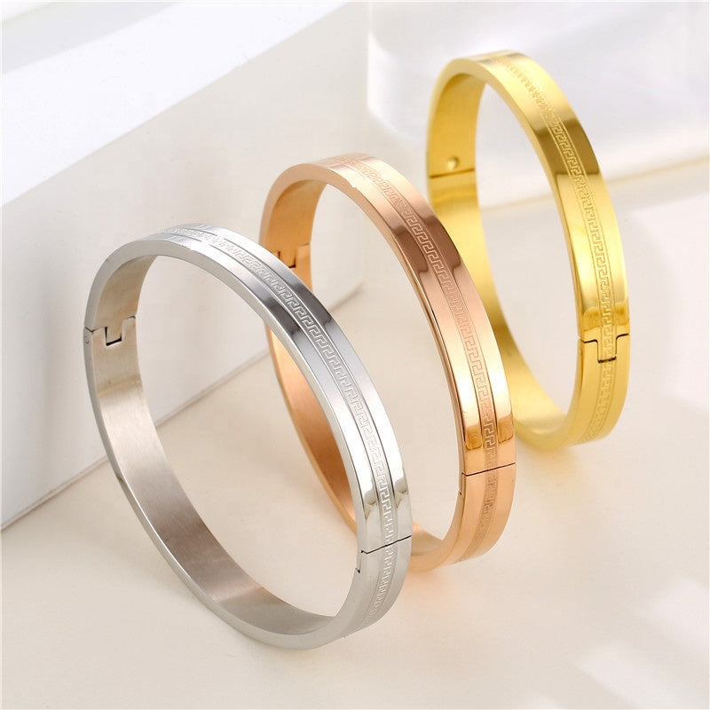 Gross Oro Kada Bracelet