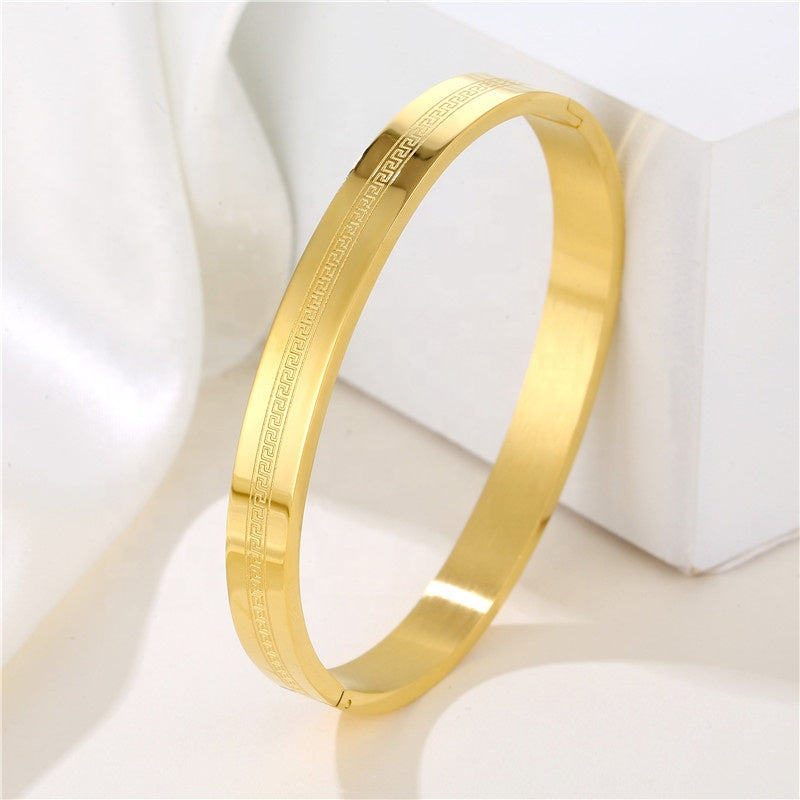 Gross Oro Kada Bracelet