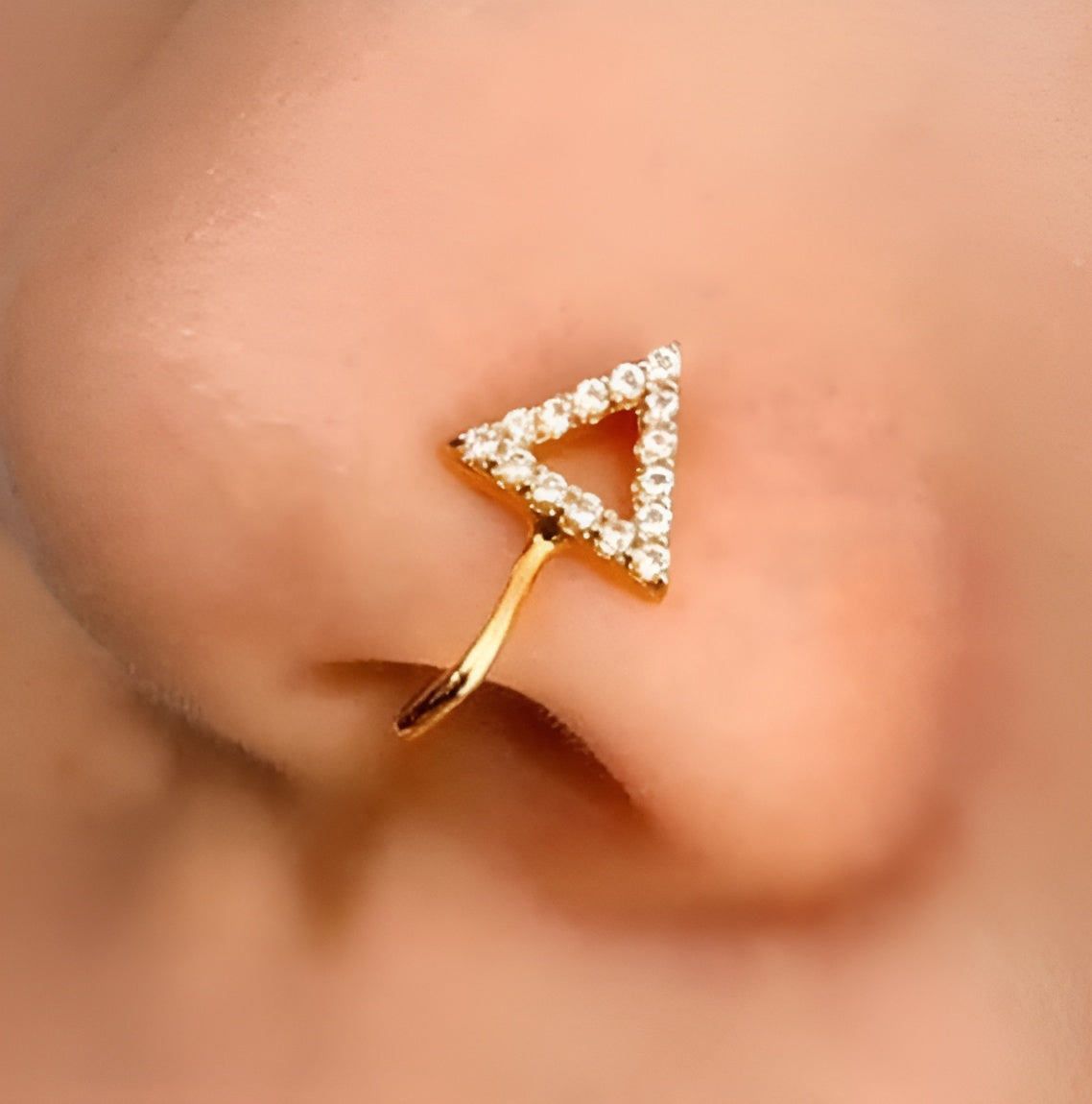Ethonica Triangle Shape Gold-plated Non Piercing Nose Ring