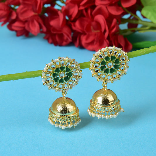 Graceful Gold  Plated Kundan & Pearls Traditional Jhumki Earring