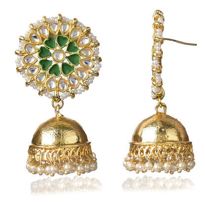 Graceful Gold  Plated Kundan & Pearls Traditional Jhumki Earring