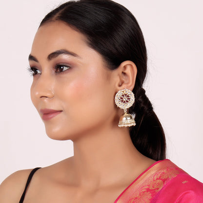 Graceful Gold Plated Kundan & Pearls Traditional Jhumki Earring