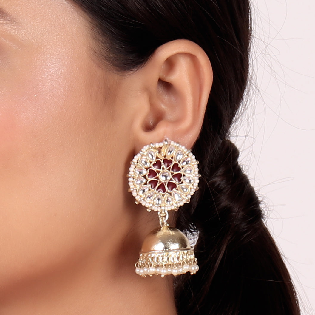 Graceful Gold Plated Kundan & Pearls Traditional Jhumki Earring