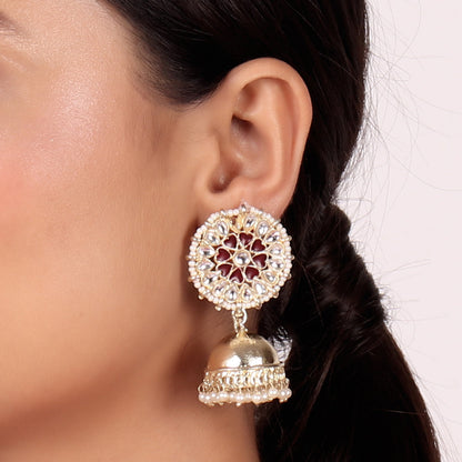 Graceful Gold Plated Kundan & Pearls Traditional Jhumki Earring