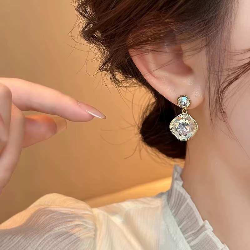Square Cushion Cut Pendant with Round Stud