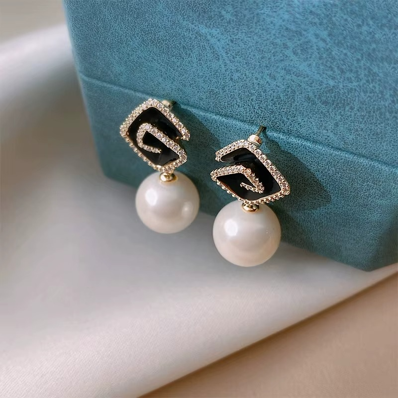 Ethonica Pearl Earrings with Black Enamel Square Top