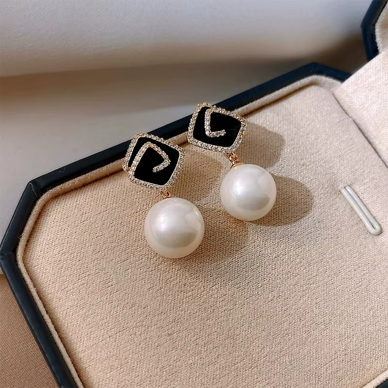 Ethonica Pearl Earrings with Black Enamel Square Top