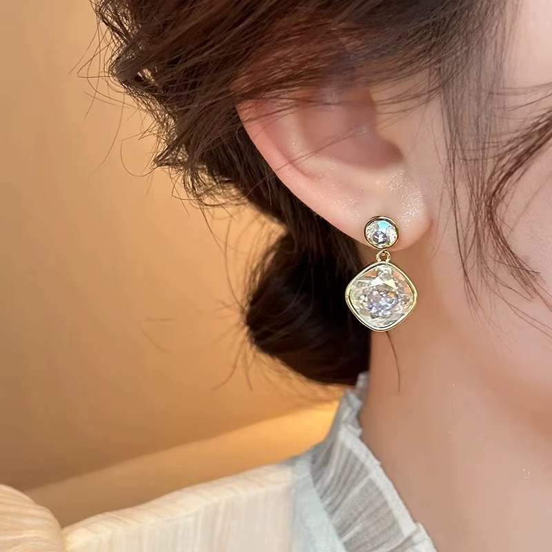 Square Cushion Cut Pendant with Round Stud