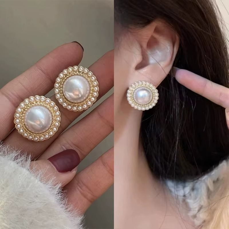 Ethonica White Faux Pearl with Gold-Tone Border