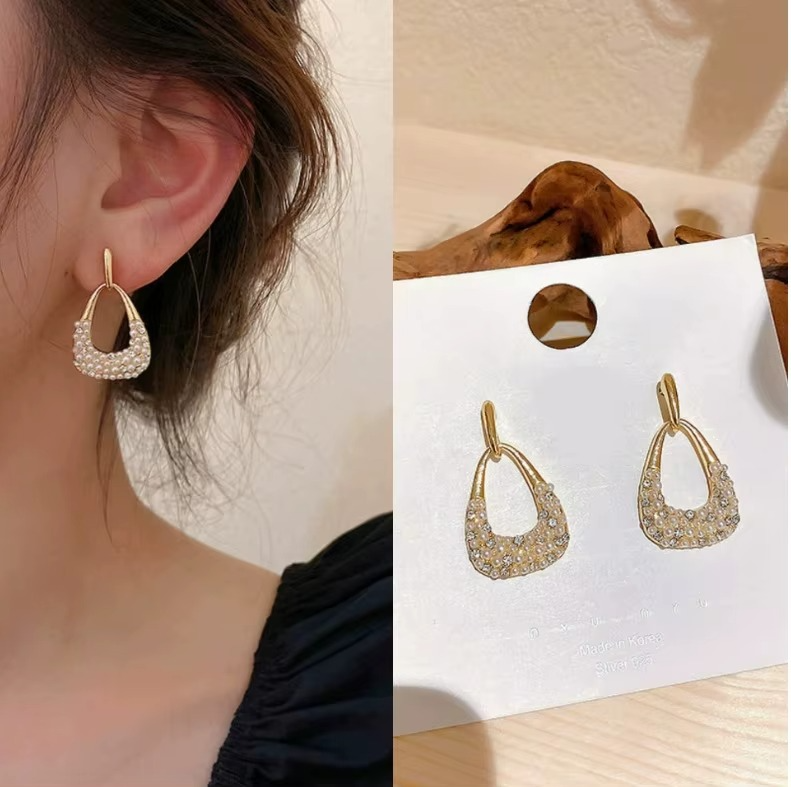 Hollow Teardrop Dangle